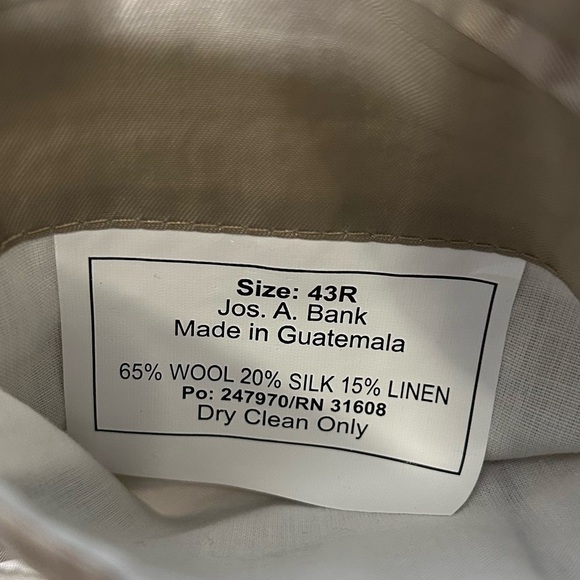 Jos. A. Bank Signature Collection Tan Sportcoat - Picture 7 of 12
